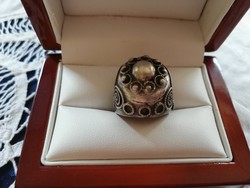 Eladó régi orosz ezüst pecsét gyűrű filigrán díszítéssel!