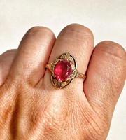 Csodás, pink köves, 14k arany gyűrű - 4,18g