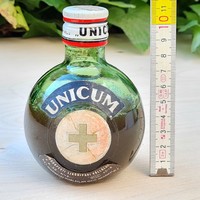 "Unicum" bontatlan, 2 dl-es címkés likőrösüveg (1787)