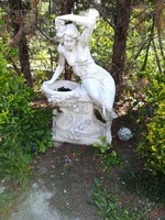 Kerti kő virágtartó női szobor nagyméretű