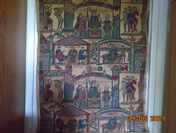 1077-ben készült BAYEUX KÁRPIT nyomán festett ,kézzel hímzett kollázs vászon falikép