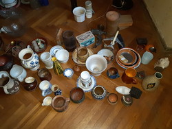 Eladó hagyatékból porcelán, üveg, zománcos edény, csésze, hamutartó, váza