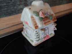 Ritka porcelán levehető tetejű házikó gyertyatartó