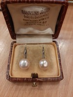 Ezüst valódi púder színű gyöngy fülbevaló patentzárral