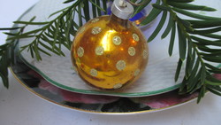 Üveg karácsonyfadísz arany-pettyes gömb