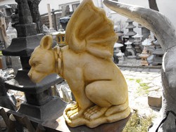 Kapu kerítés korlát oszlop kemence dísz  Őr sárkány ördög kutya kő szobor  Fagyálló Műkő