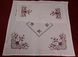 Pink cross-stitched tablecloth set