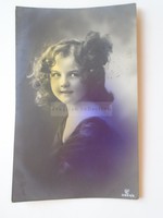 G21.304  Régi képeslap  - kislány  1912 Szeged  Bakonyi   fotólap
