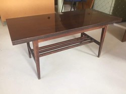 Mid century modern asztal