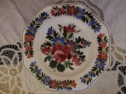 Eladó régi porcelán Hollóházi Riolit népi kézzel festett virágos fali tányér!