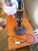 I. vh-s lövedék vázából készült lámpa