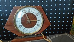 Retro !! Vintage !! Dutch nufa electric 220v table clock works-novel