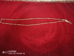 Meseszeép sohasem használt aranyozott Pierre Cardin nyaklánc az 1970-esbévekből