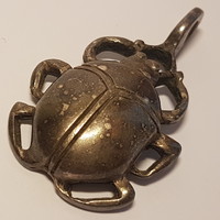Antikolt ezüstözött szkarabeusz medál. 4 cm-es