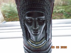 Igényes művészies EBONIZÁLT FARAGOTT FESTETT FA NŐ ÉS FÉRFI BÜSZTTEL váza egyiptomi istenségekkel