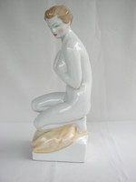 Hollóházi porcelán női akt nagy méretű 30 cm