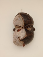 Antik afrikai Pende népcsoport gyógyító beteg maszk Kongó dob 8.