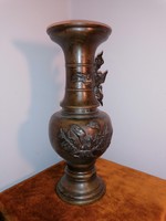 Keleti bronz váza