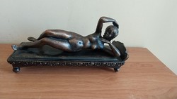 Beautiful bronzed statue of a nude (island magda?)