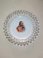 Herend pierced-edged plate with the image of Archduke William II (12.5 Cm)