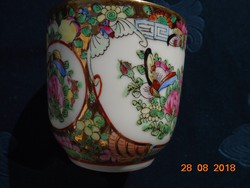 Jingdezhen újszerű Famille Rose kézzel festett madár,rovar,virág mintás csésze alátéttel