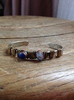 Old handcrafted bracelet with rainbow moonstone and lapis lazuli.