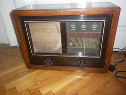 Antique 1943 as orion 344 radio