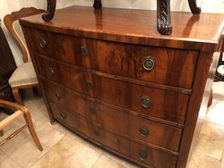 Biedermeyer chest of drawers with four drawers