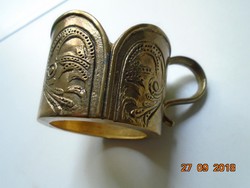 Eozinos óaranyl bronz öntvény pohártartó szecessziós virág motívummal,ívelt formákkal