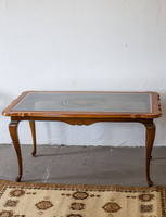 Reed table with glass top
