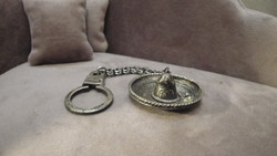 Silver sombrero keychain
