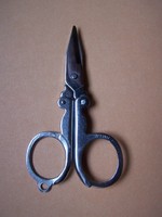Old folding scissors open 8 cm. Folded 4.7 cm. Made in China