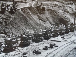 AV837.11 Szeretfalva- Déda  vasútépítés  1940 Erdély  Magyar Királyi Államvasutak - fotó  1970k