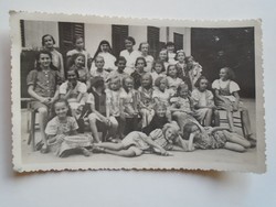 D184633 group photo - holiday girls - deer shawl (iron county) 1939 -posted to Újpest
