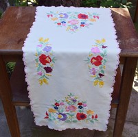 Embroidered Kalocsa pattern tablecloth, tablecloth, stencil, centerpiece, runner 88 x 36.5 cm