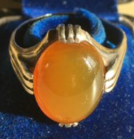 Art deco style - yellow achat in a silver socket - size 63 ring - with 925 fineness mark.