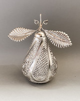 Díszes ezüst rózsavízlocsoló. C.1900