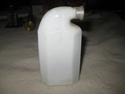 Patent antik  fodrászipari  , folyadék tartó  , 5,5 x  11 cm  tej üvegből