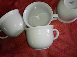 4 db hófehér porcelán bögre,csésze