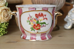 Porcelain craft pot