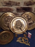Sárgaréz dekoratív fali tányérok, fogas, kulcstartó