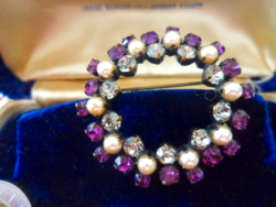 Jewelry brooch with purple stones and beads 4.3 cm