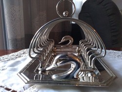 Elegáns kivitelű ezüstözött piritós tartó tálcával