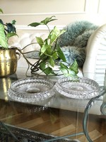 2 decorative glass serving bowls for treats, 16 x 2 cm