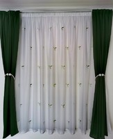 Zöld leveles készre varrt függöny dekorral