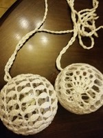 Crochet spheres for hand work