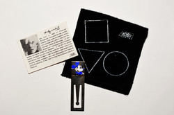 Andy Warhol könyvjelző a múlt évezredből