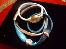 Fashion Women's Watch with Magnetic Clasp