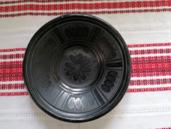 Karcagi fekete kerámia tányér