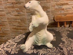 Orosz porcelán jegesmedve 22 cm.
